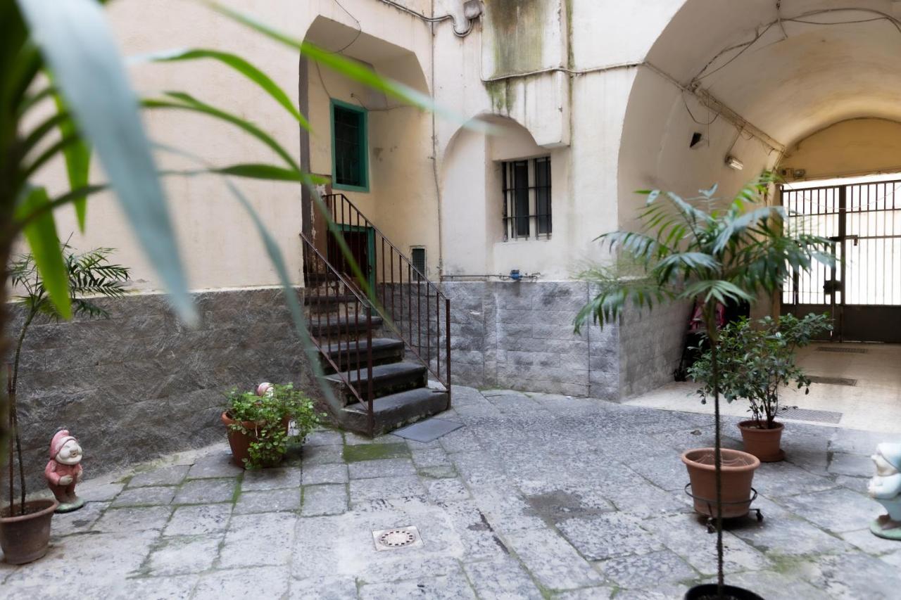 Dimora F&F Apartment Naples Exterior photo